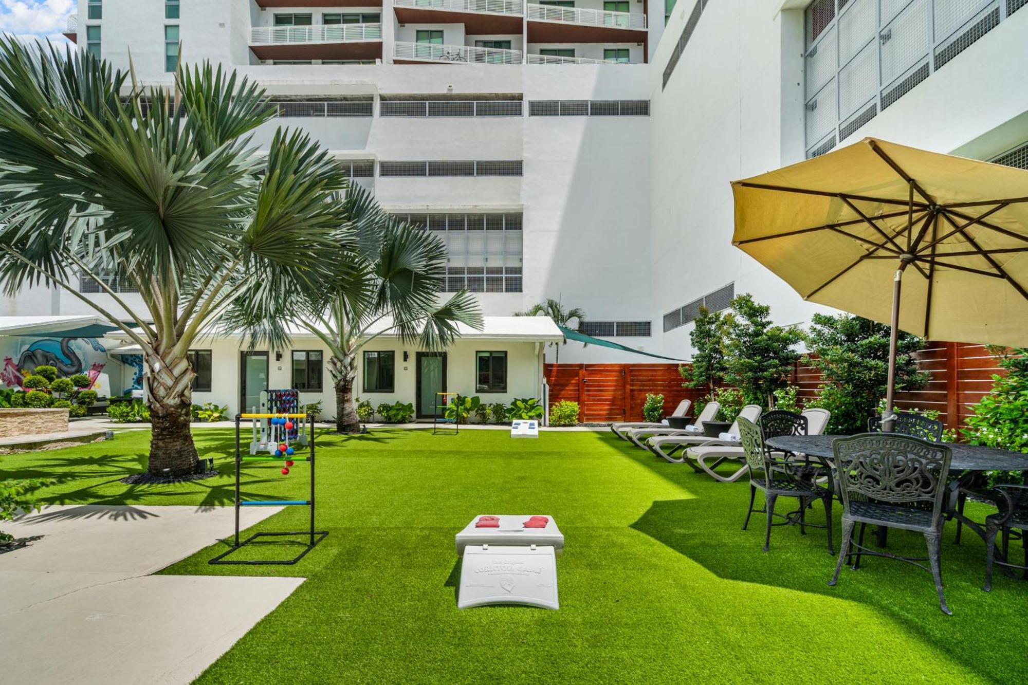 فيلا فورت لودرديلفي The Freedom House • Urban Oasis • Eclectic Retreat المظهر الخارجي الصورة